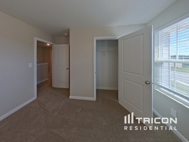 Building Photo - 331 Indian River Dr