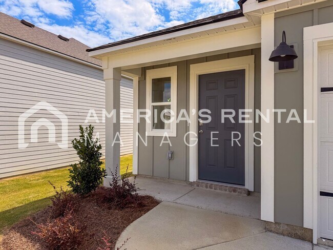 Building Photo - Coming Soon! Available to View NOW!!!