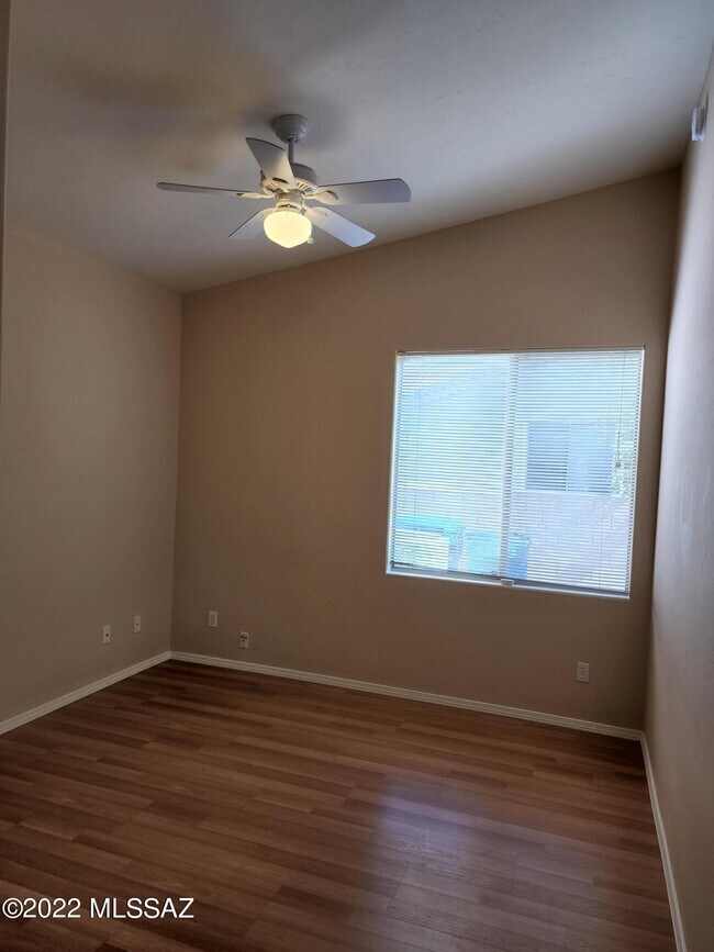 Building Photo - 11598 N Flat Iron Dr