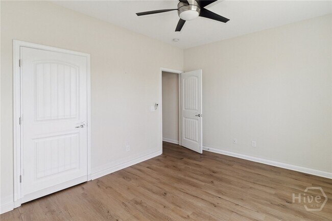 Building Photo - 117 Greyfield Cir