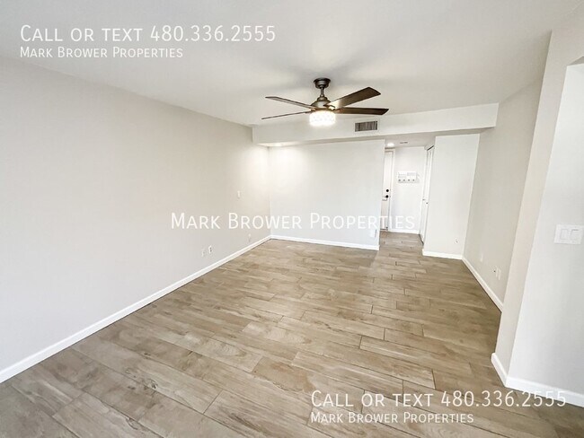 Building Photo - 4102 E Woodland Dr