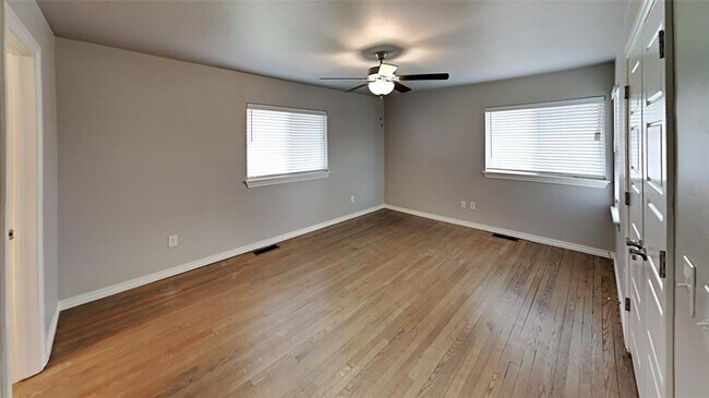 Building Photo - 1409 E Covell Rd