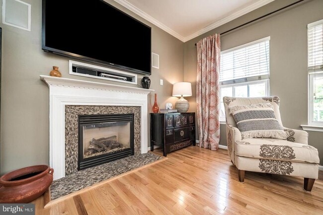 Building Photo - 1401 Windjammer Ct