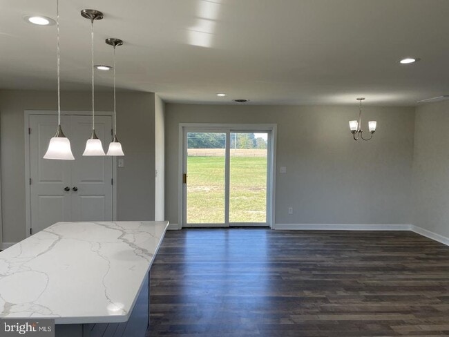 Building Photo - 1213 Old Love Point Rd