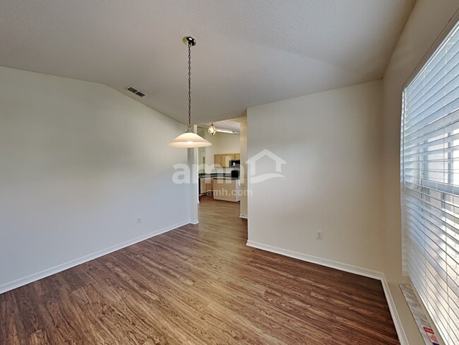 Building Photo - 4416 Brookdale Court