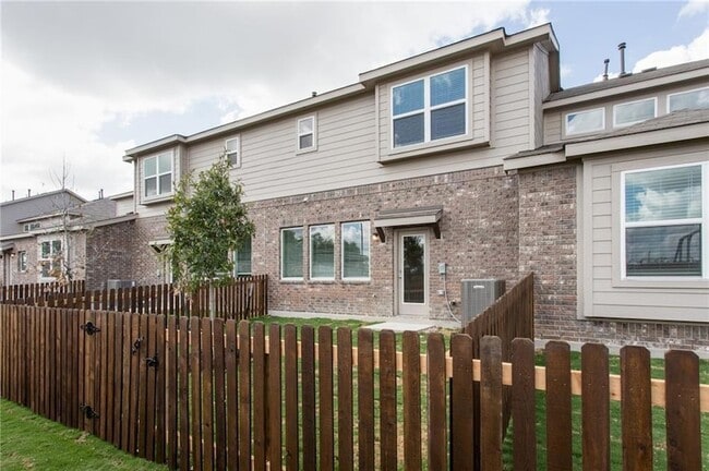 Building Photo - 17303 Leafroller Dr