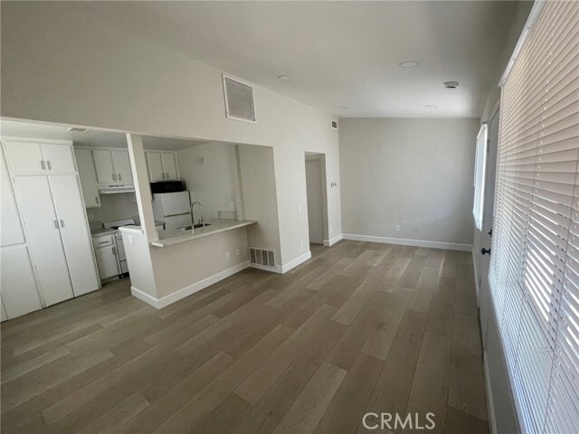 Building Photo - 3703 Country Oaks Loop