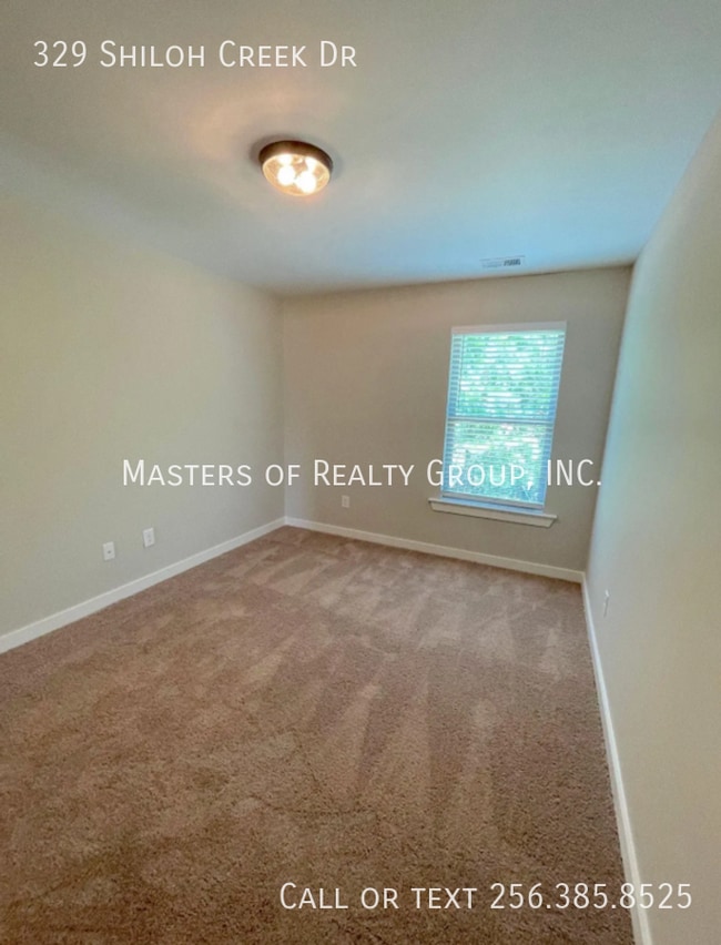 Building Photo - 329 Shiloh Creek Dr