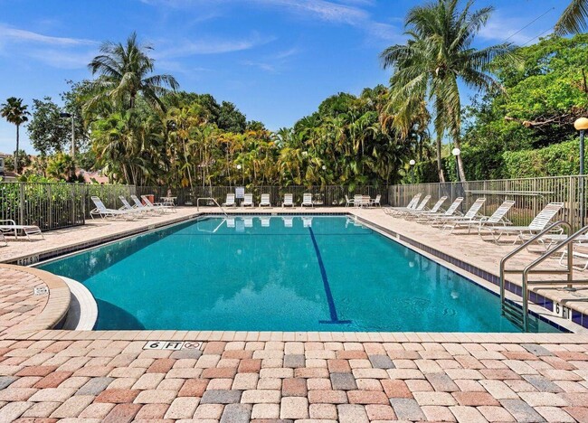 Building Photo - 1809 Belmont Pl