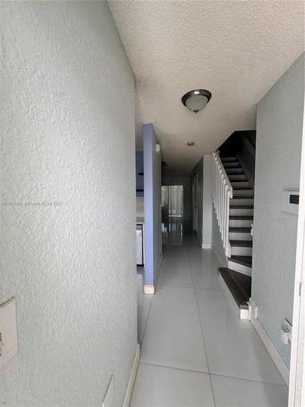 Building Photo - 14059 SW 120th Ct