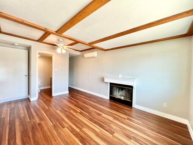 Building Photo - Delightful 3BD/2BA Home with Fruit & Veggie Garden, Back Patio, Solar & In-Unit Laundry