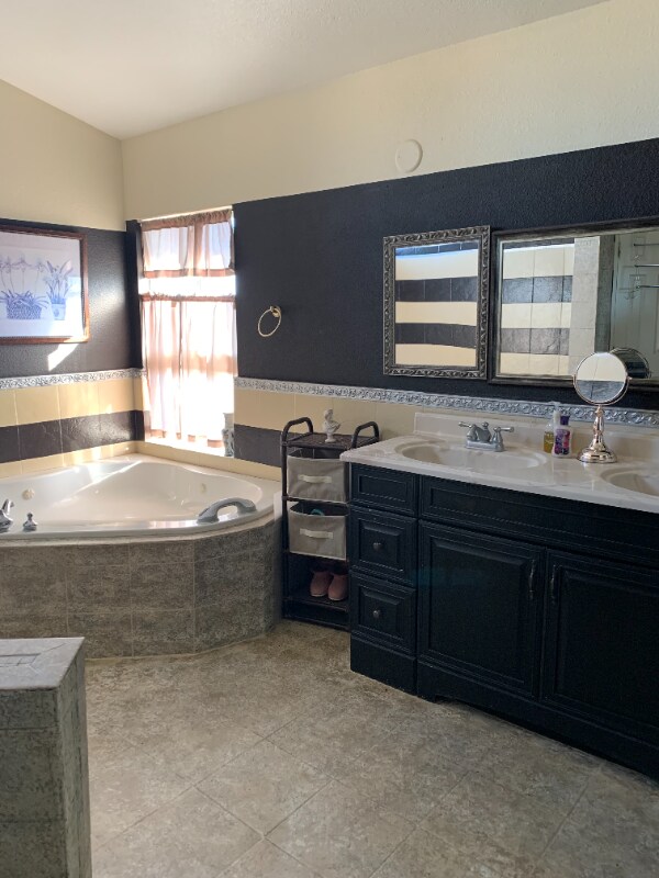 Building Photo - 5320 Northridge Dr