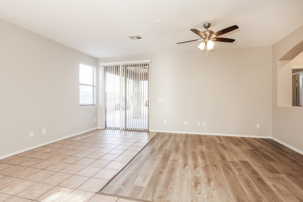 Building Photo - 8713 N 58th Ln