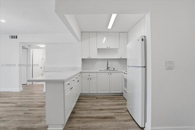 Building Photo - 6530 W 27th Ave