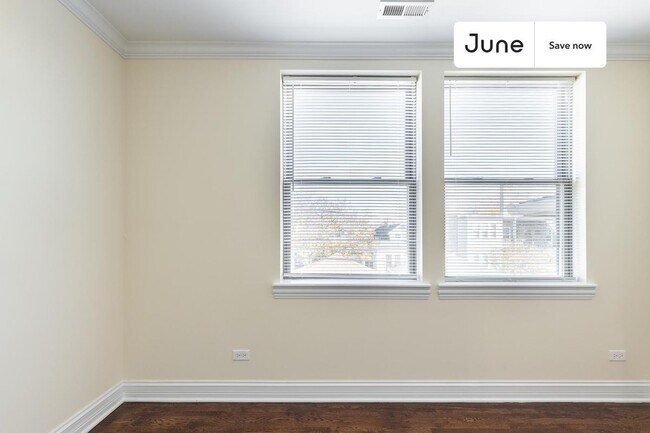 Building Photo - 3743 N Albany Ave