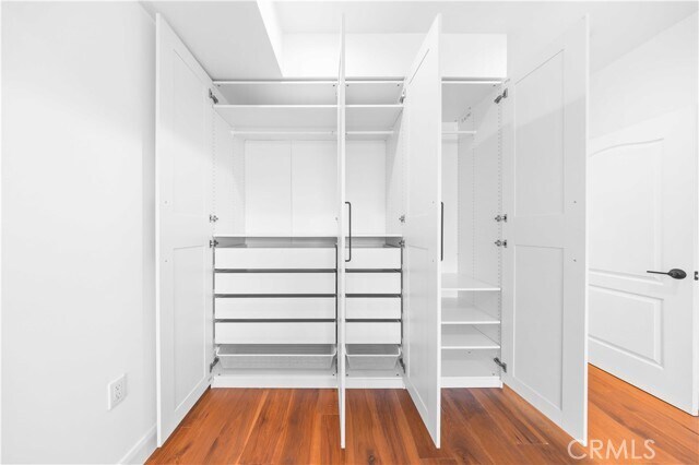 Building Photo - 7503 Hesperia Ave