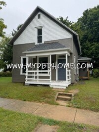 Building Photo - 1334 Huestis Ave