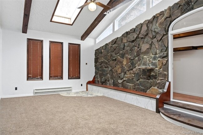 Building Photo - 378 Broadway