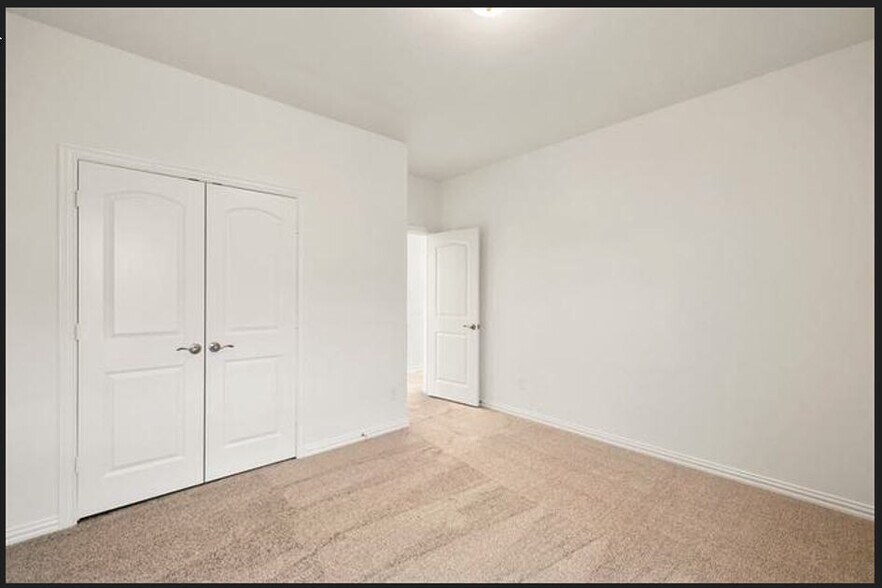 Building Photo - 268 Bassett Hall Rd