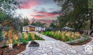 Building Photo - 3 Bedroom Exquisitely Furnished Home
