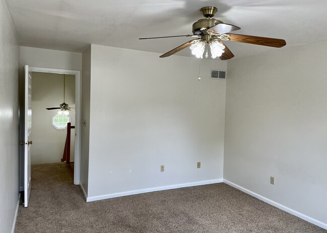 First Master BR with walk-in closet and full bathroom - 1002 Cambridge Ct