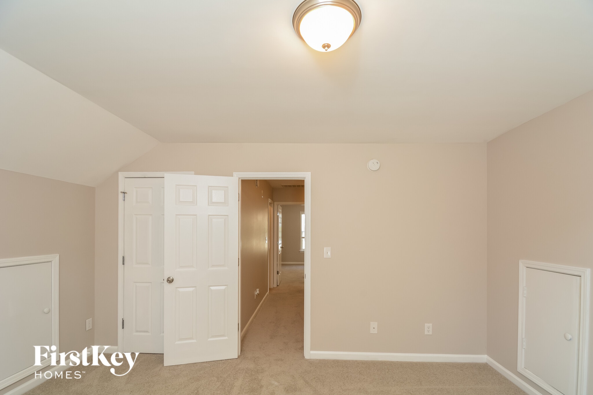 Building Photo - 136 Marino Pl