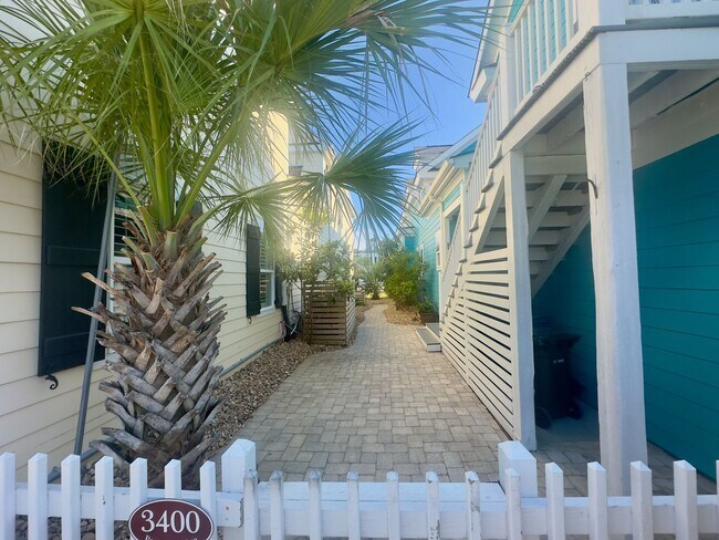 Building Photo - Luxury Rental Home in the Heart of Myrtle ...