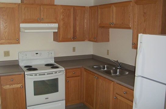 Building Photo - Sycamore View