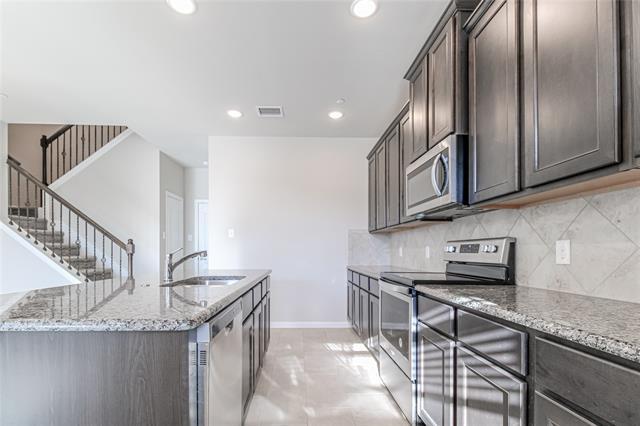 Building Photo - 2328 Greystone Dr