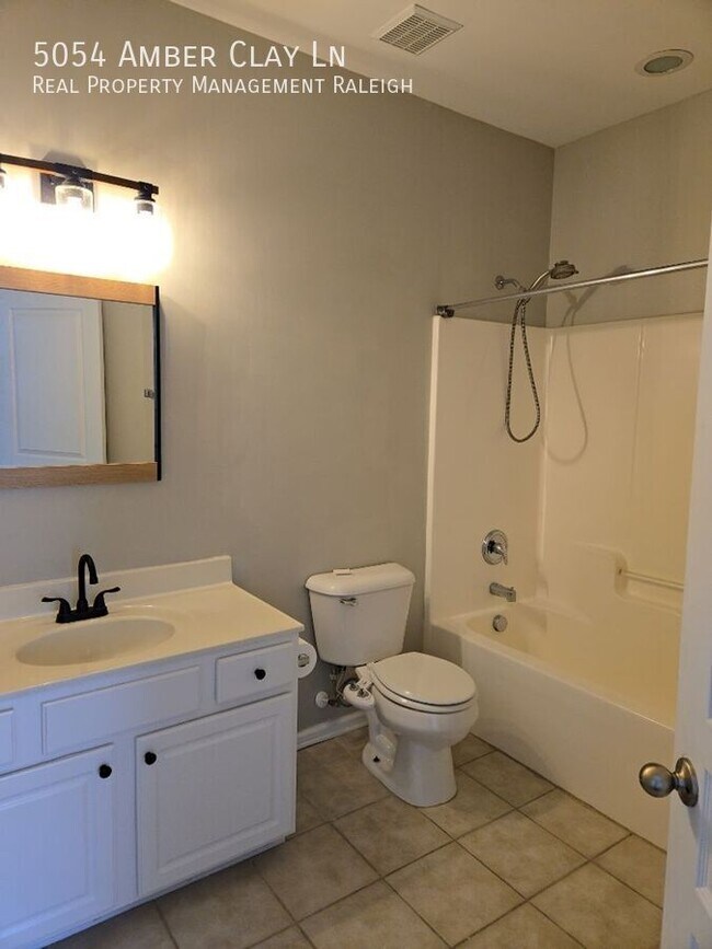 Building Photo - 5054 Amber Clay Ln