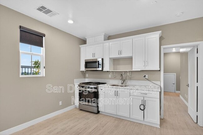 Building Photo - 1735 Artemisia Ct