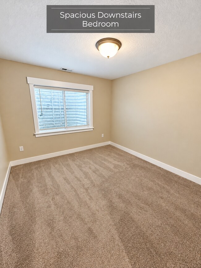 Building Photo - 9289 Ashbourne Dr