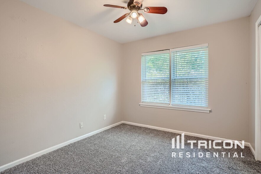 Building Photo - 3609 Wedghill Way