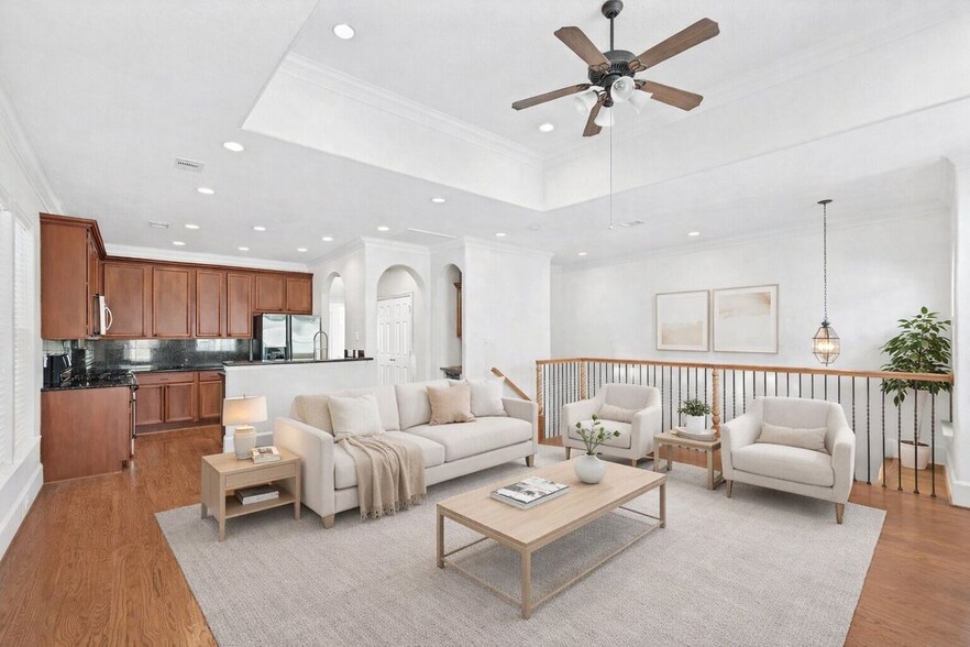 Building Photo - 1346 Studer St