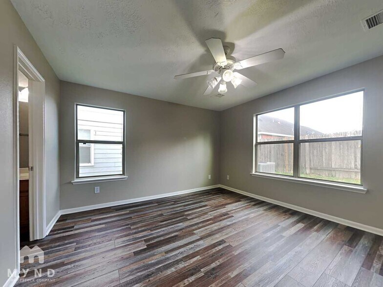 Building Photo - 8014 Arrington Forest Ln