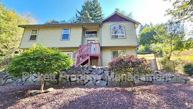 Building Photo - 1330 Corbet Dr