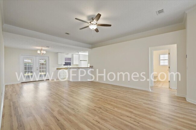 Building Photo - 4900 Cherokee Heights