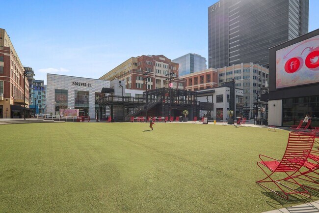 Building Photo - Atlantic Station Luxury