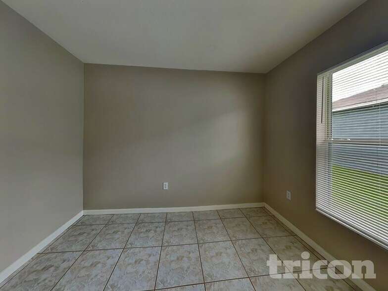 Building Photo - 2483 Brownwood Dr