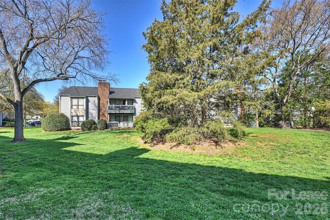 Building Photo - 11141 Harrowfield Rd