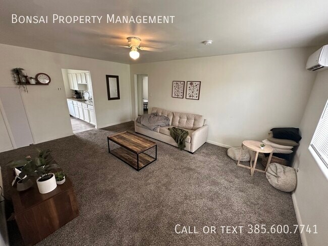 Primary Photo - 997 Chapel Dr