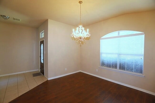 Building Photo - 25315 Calico Woods Ln