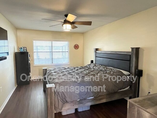 Building Photo - 947 Wages Way