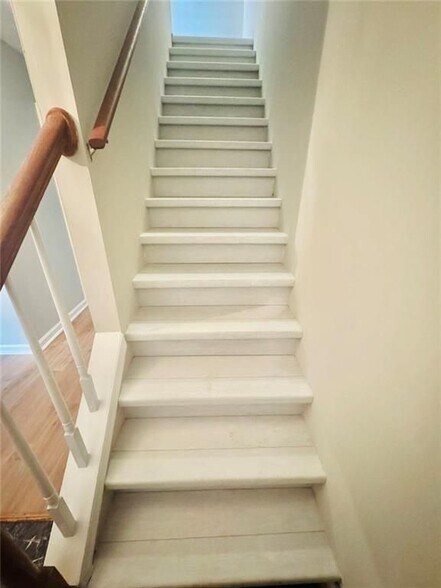 Building Photo - 146 Willow Stream Ct