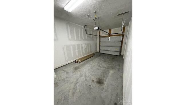 Building Photo - 6053 Royal Port Ct