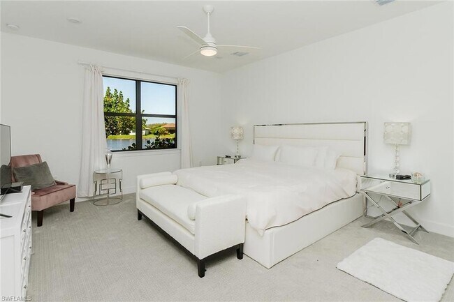 Building Photo - 5939 Gala Dr