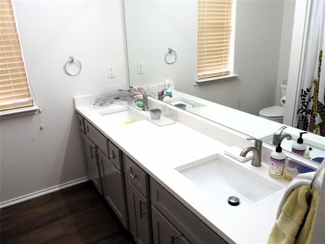 Building Photo - 8314 Everglades Cir