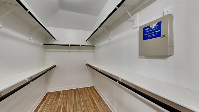 Building Photo - 11305 NW 94th St