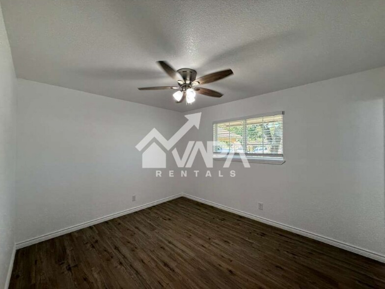 Building Photo - 8616 Sweet Maiden Dr