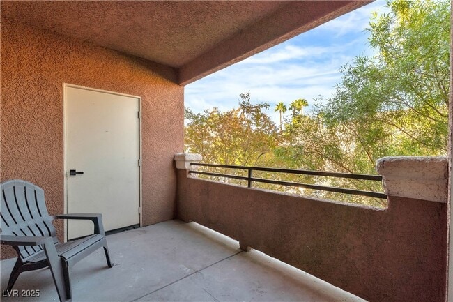 Building Photo - 7709 Himalayas Ave